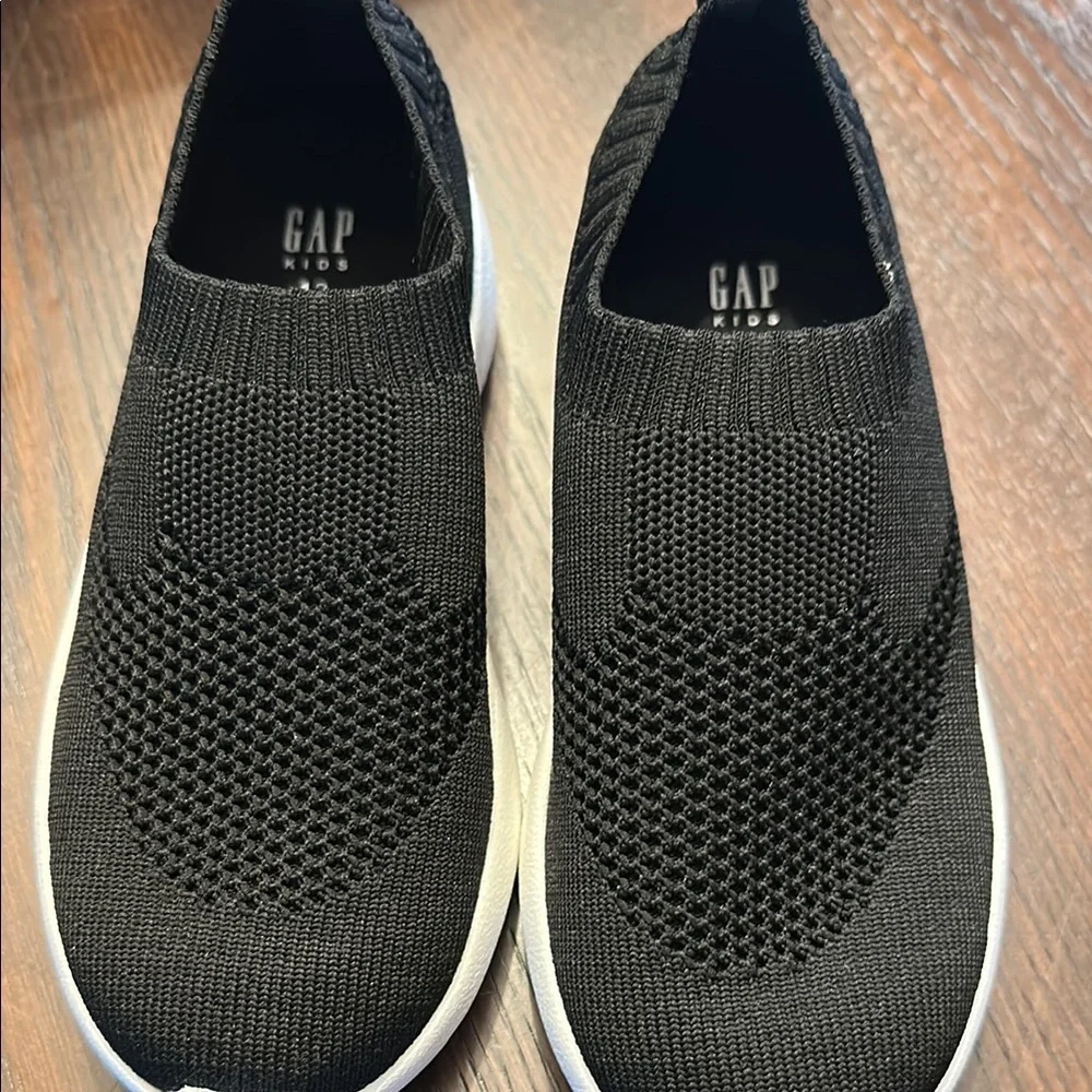 GAP Kids Slip On Sneakers Black Toddler Size 12 Lightweight